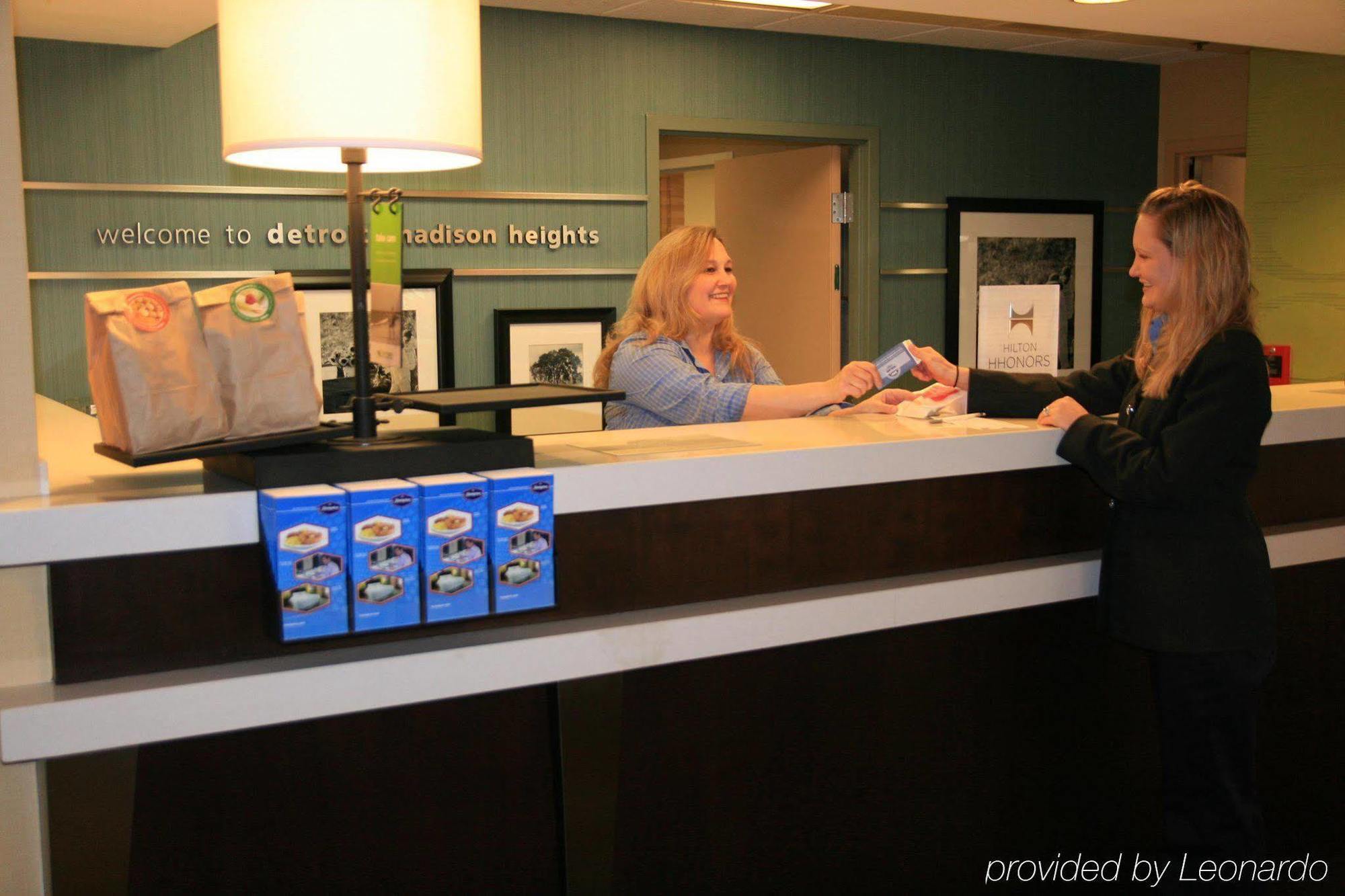 Hampton Inn Detroit Madison Heights South Troy Eksteriør billede